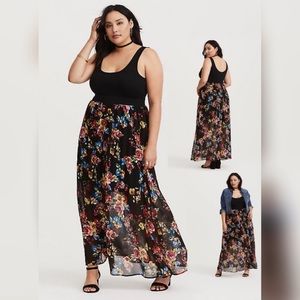 TORRID BLACK FLORAL CHIFFON MAXI DRESS SIZE 2 EUC